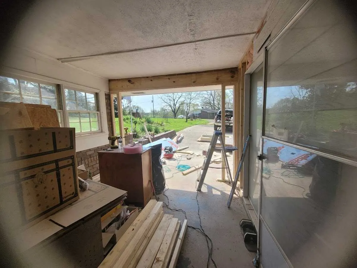 Air movers and dehumidifier for Drying & Dehumidification in Morrow